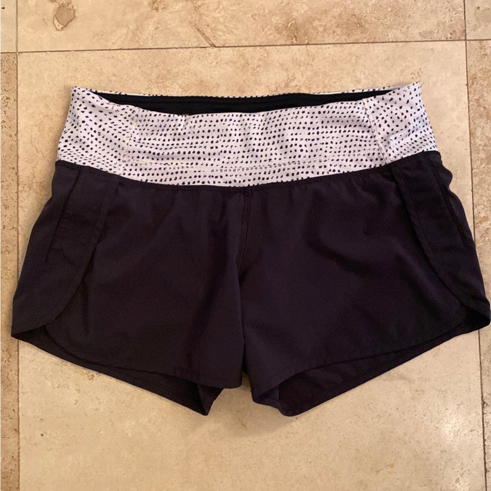 Lululemon shorts size 4